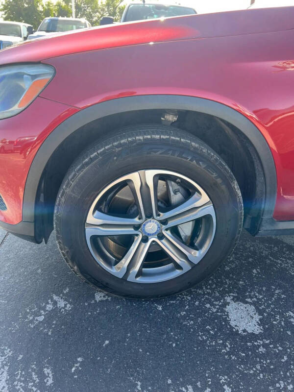 2017 Mercedes-Benz GLC GLC 300 4MATIC