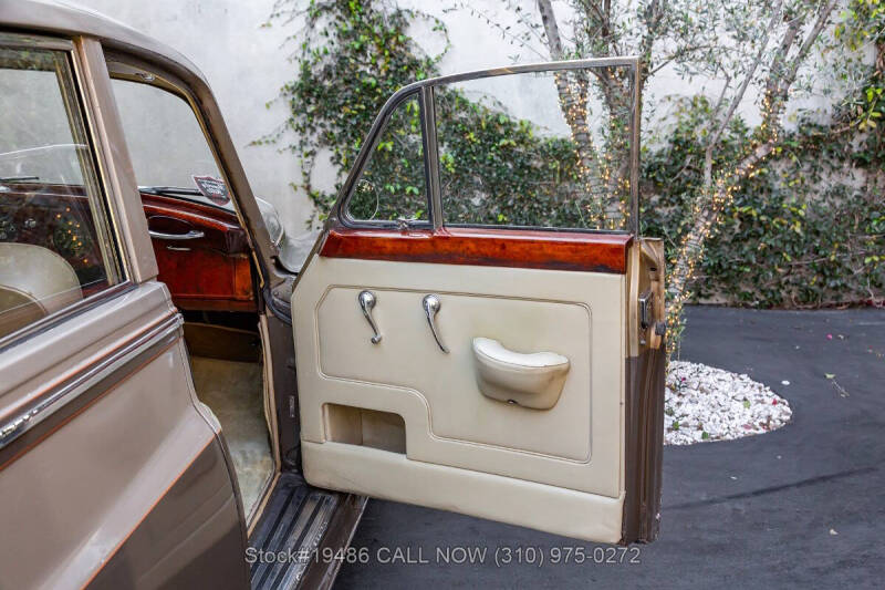 1956 Bentley S1