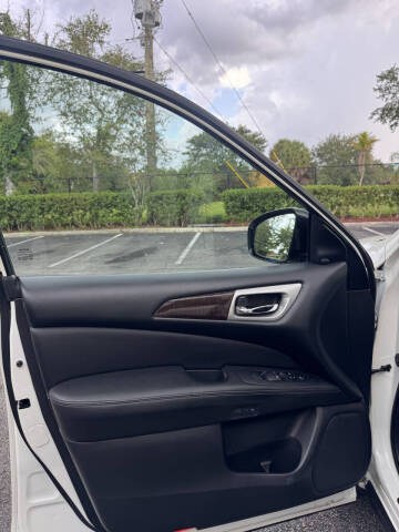 2015 Nissan Pathfinder SL