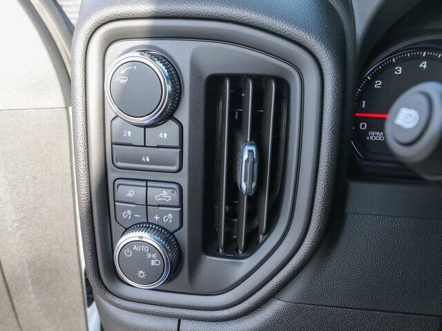 2024 GMC Sierra 2500HD Pro