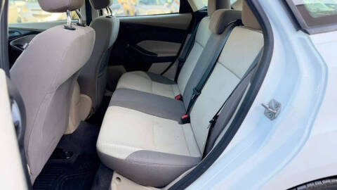 2012 Ford Focus SE