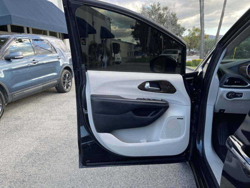 2022 Chrysler Pacifica Limited