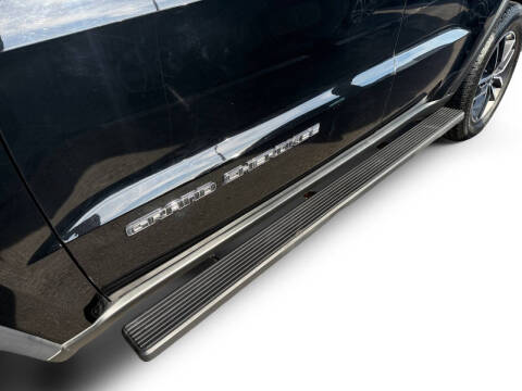 2018 Jeep Grand Cherokee Laredo E