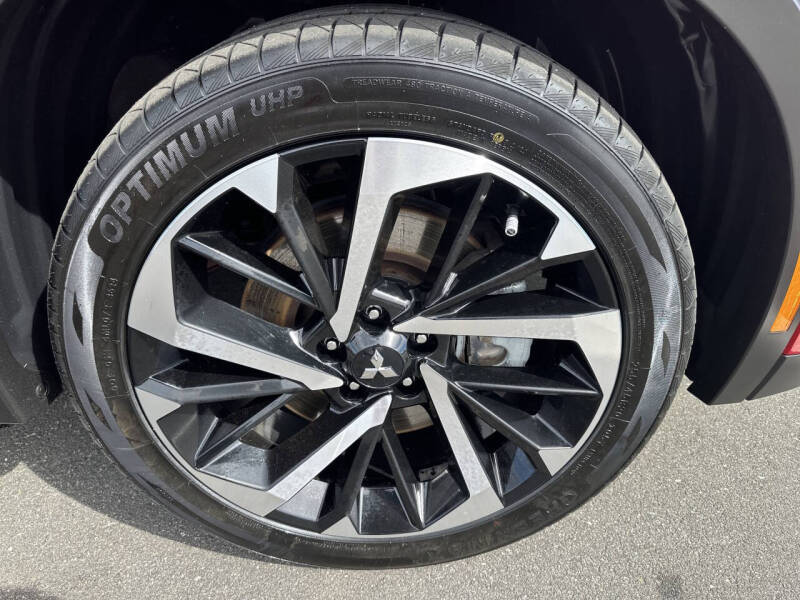 2022 Mitsubishi Outlander Black Edition