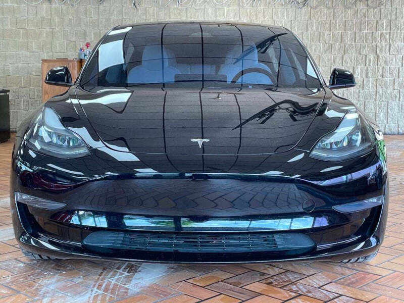 2023 Tesla Model 3 Performance