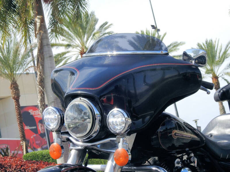 1999 Harley-Davidson FLHTC.