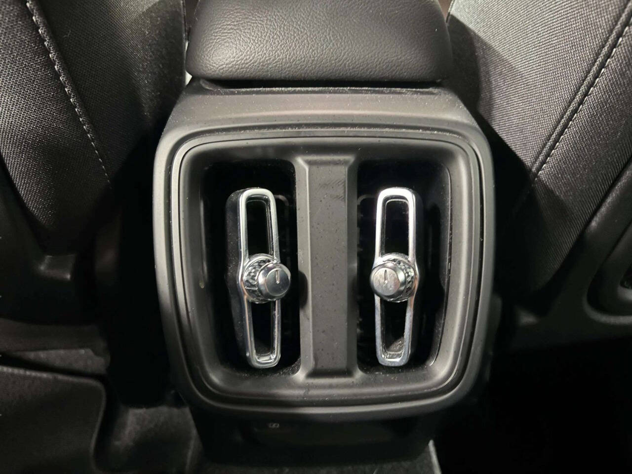 VolvoXC4022