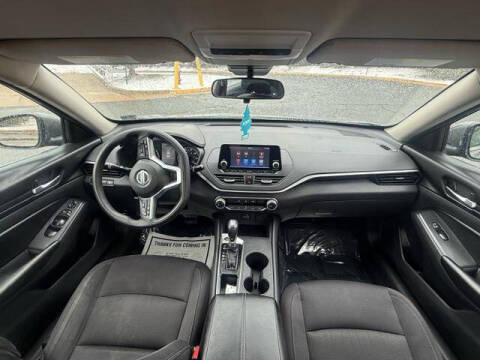 2022 Nissan Altima 2.5 S