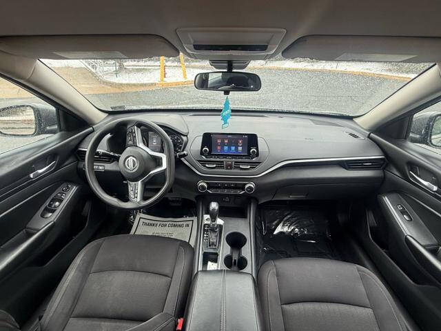 2022 Nissan Altima 2.5 S