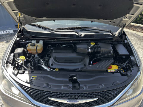 2019 Chrysler Pacifica Touring L