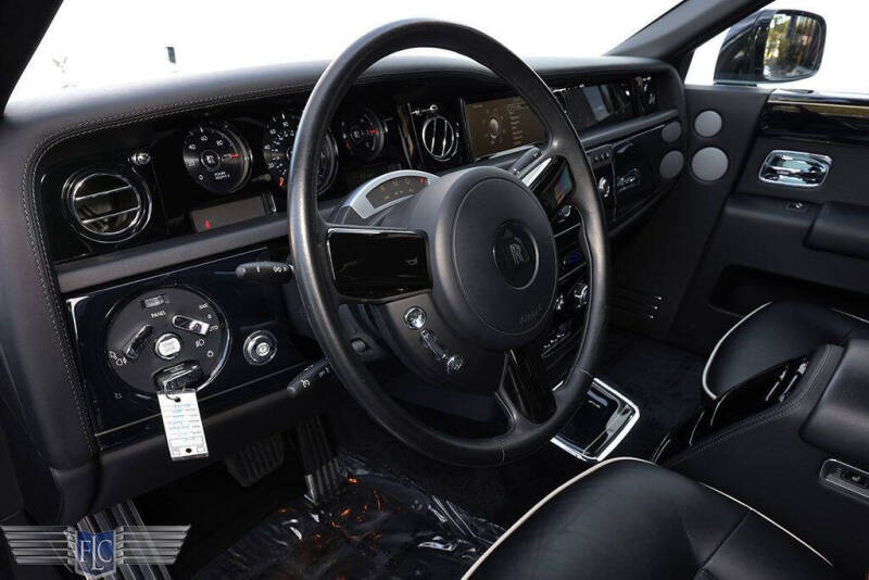 2016 Rolls-Royce Phantom