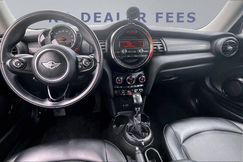 2015 MINI Hardtop 2 Door Cooper
