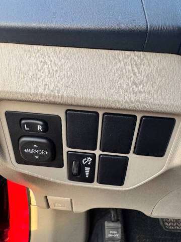 2013 Toyota Prius Three