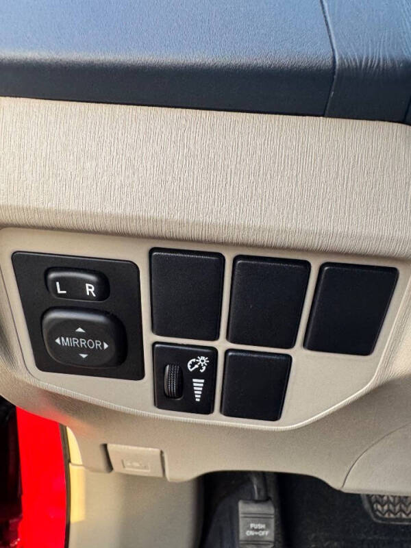 2013 Toyota Prius Three