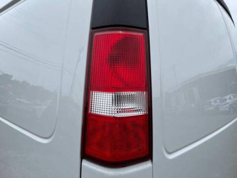2023 Chevrolet Express 2500