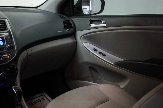 2016 Hyundai Accent Sport