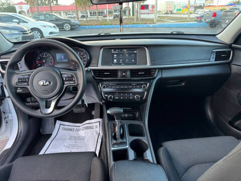 2018 Kia Optima LX