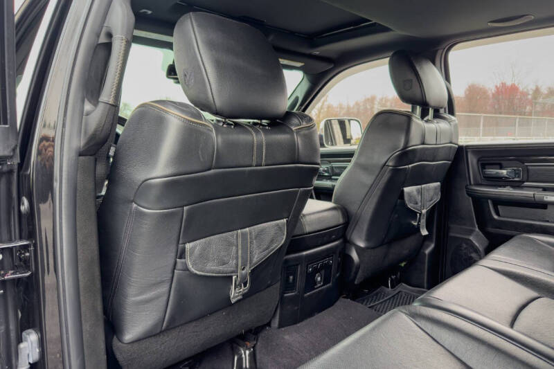 2018 RAM 3500 Laramie Limited