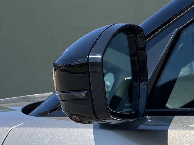 2026 Land Rover Range Rover Velar P250 S