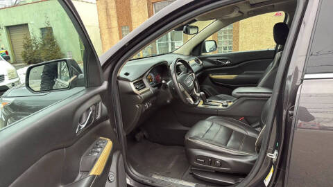 2018 GMC Acadia Denali