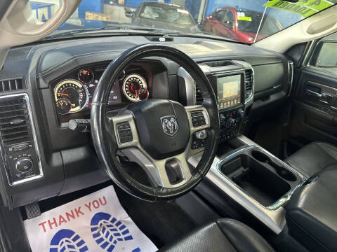 2017 RAM 1500 Laramie