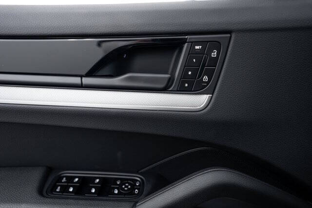 2026 Porsche Cayenne