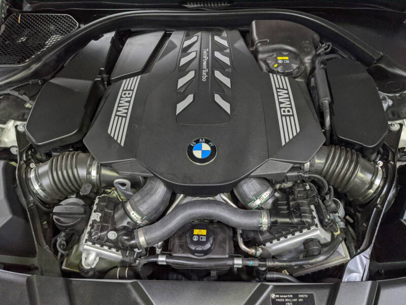 2022 BMW 7 Series 750i xDrive