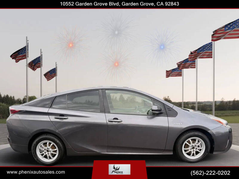 2016 Toyota Prius Two