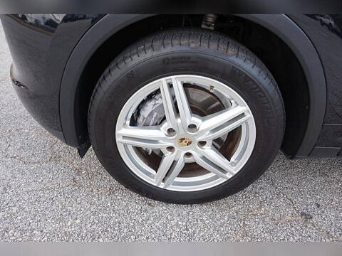 2014 Porsche Cayenne Platinum