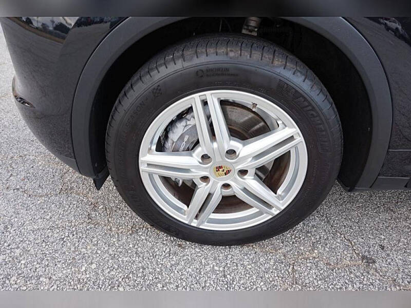 2014 Porsche Cayenne Platinum