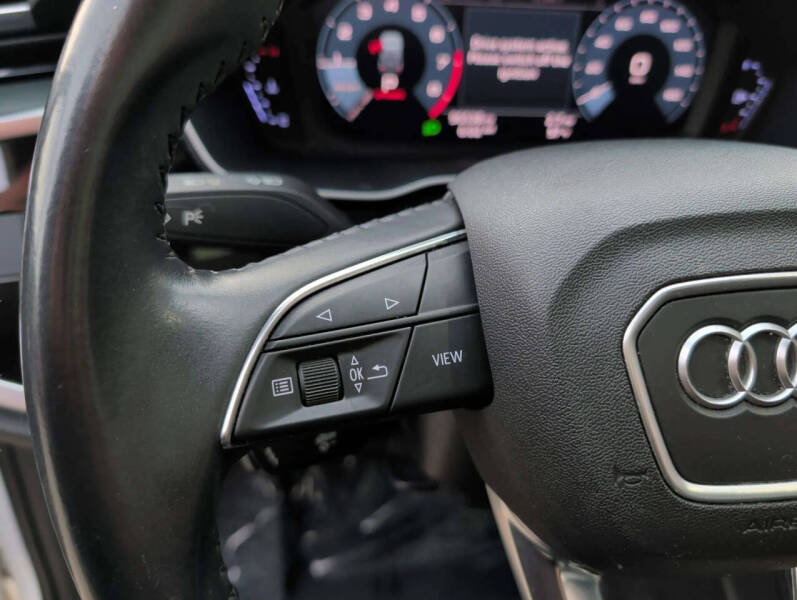 2019 Audi Q3 quattro Premium 45 TFSI