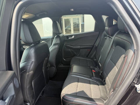 2023 Ford Escape ST-Line Select