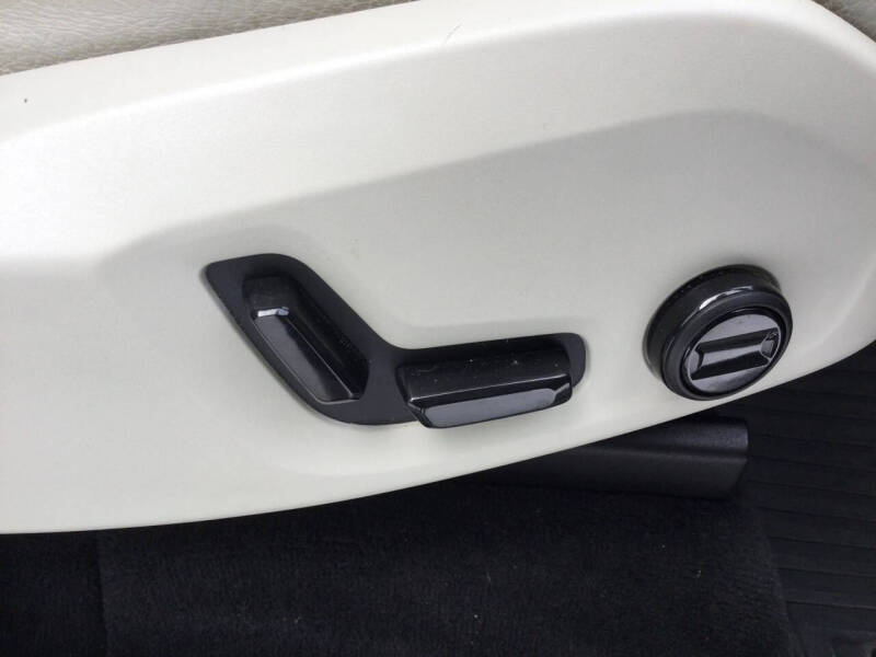 2021 Volvo XC90 Recharge T8 Inscription Expression 7P