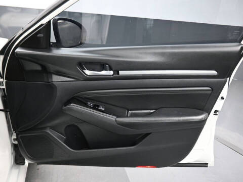 2020 Nissan Altima 2.0 Platinum