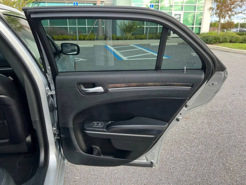 2020 Chrysler 300 Limited