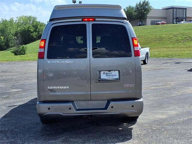 2025 GMC Savana 2500