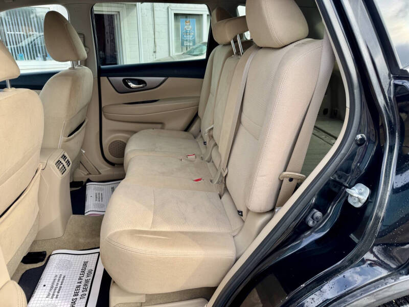 2015 Nissan Rogue SV