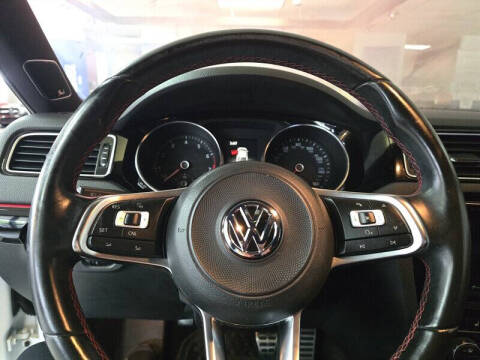 2017 Volkswagen Jetta 2.0T GLI