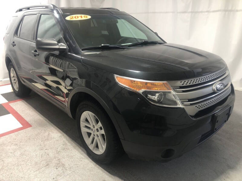 2015 Ford Explorer for sale at Tradewind Car Co in Muskegon MI
