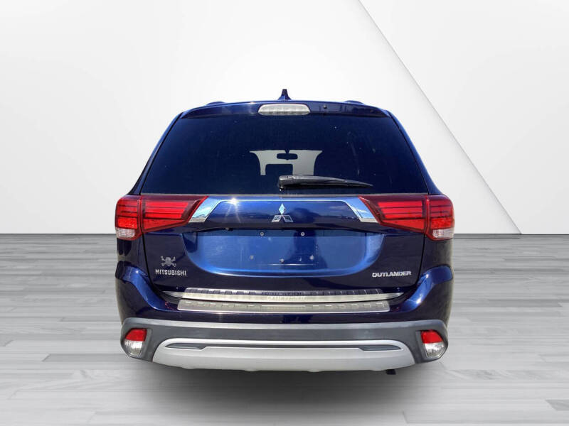 2019 Mitsubishi Outlander ES