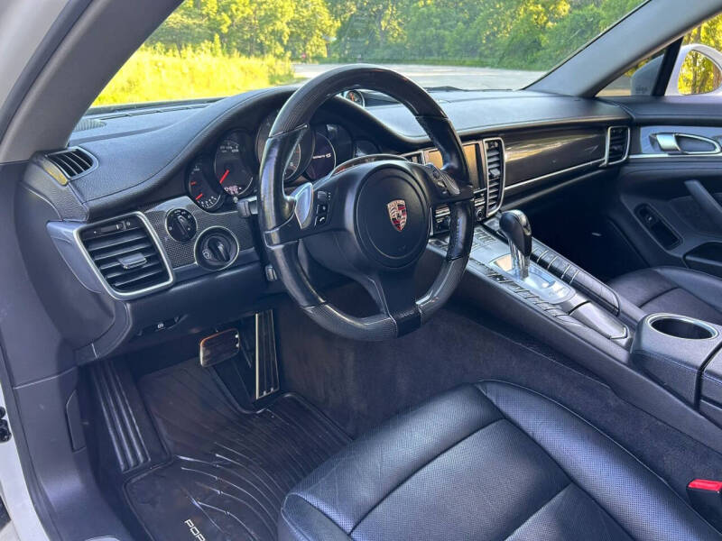 2012 Porsche Panamera