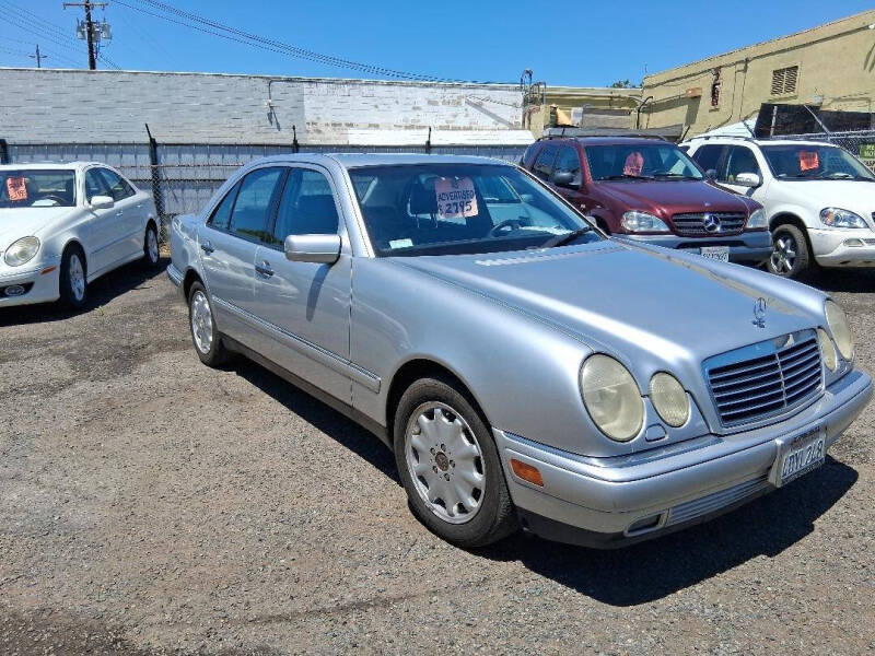 1999 Mercedes-Benz E-Class E 320