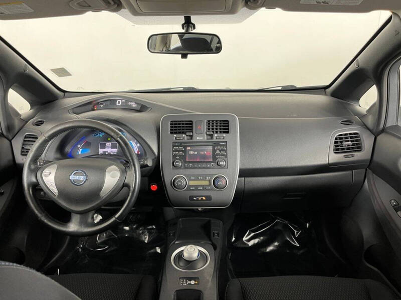 2013 Nissan LEAF S