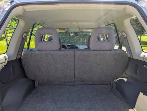 2004 Chevrolet Tracker