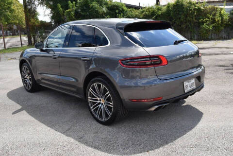 2015 Porsche Macan Turbo