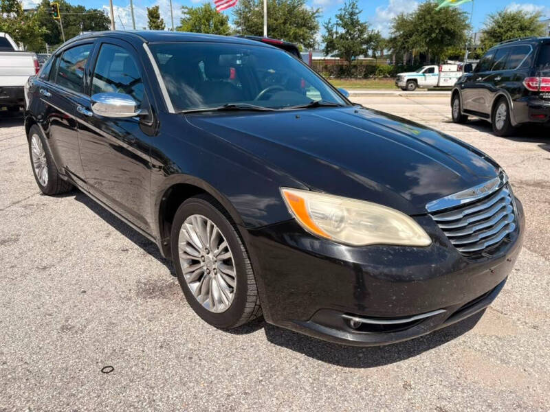 2011 Chrysler 200 Limited