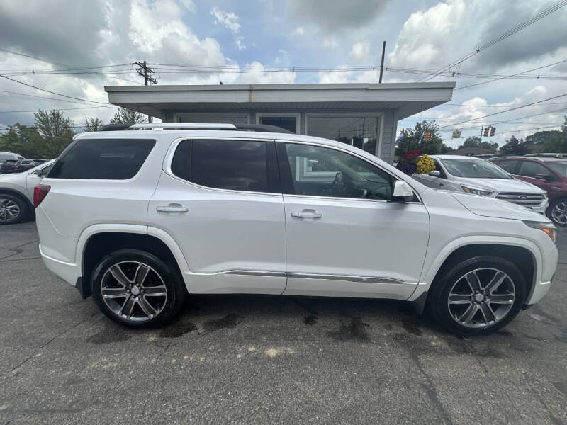 2017 GMC Acadia Denali
