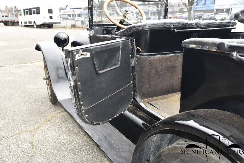 1916 Studebaker ED-6 7 Pass Touring