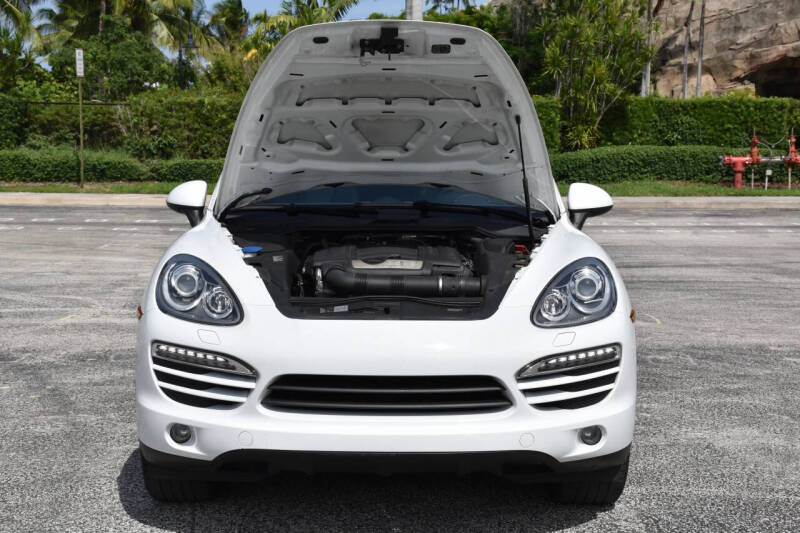 2013 Porsche Cayenne Tiptronic