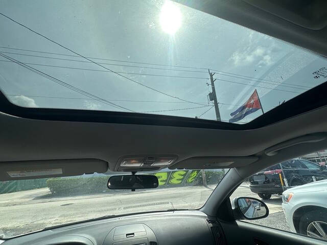 2012 Hyundai Elantra Touring GLS